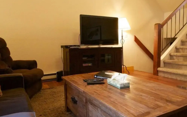 photo 5 of #1695 Winterpoint 2 Bedroom, 2.5 Bath, Walk to Snowflake Lift