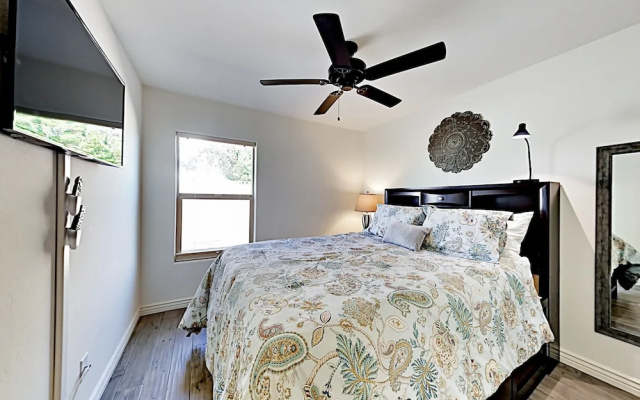 photo 5 of 17347 N 20th Home 4 Bedrooms 2 Bathrooms Home