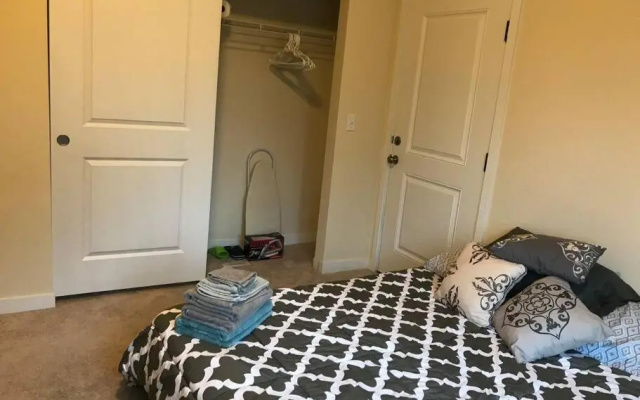 photo 3 of 1746 130th (6 bedrooms)