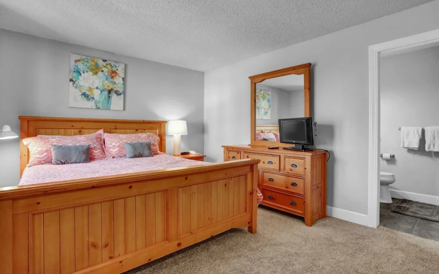 photo 3 of 177 Lake Street Condo Unit 24 4 Bedrooms 3 Bathrooms Condo