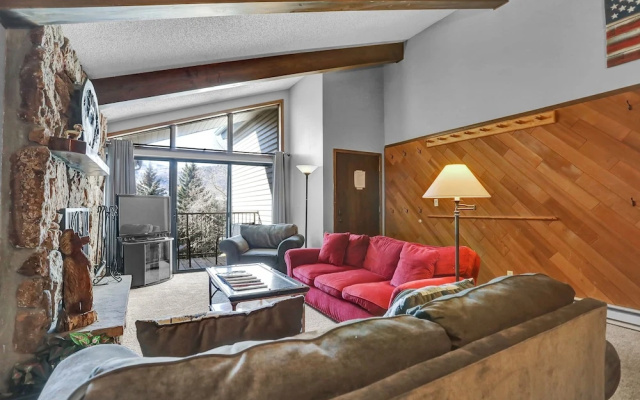 photo 4 of 177 Lake Street Condo Unit 24 4 Bedrooms 3 Bathrooms Condo