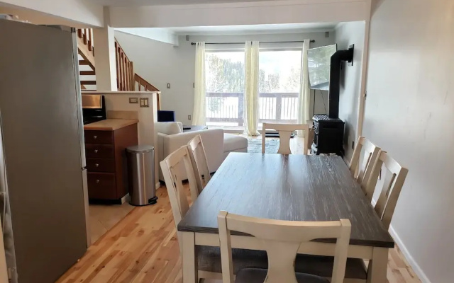 photo 5 of #1774 Baldy Mountain Townhome, 2 Bedroom + Sleeping Alcove & Loft - 2 Bath, Free Shuttle to Town. Views!