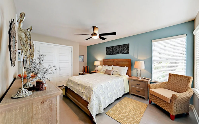 photo 2 of 1804 Picton Lane Home 2 Bedrooms 2 Bathrooms Home