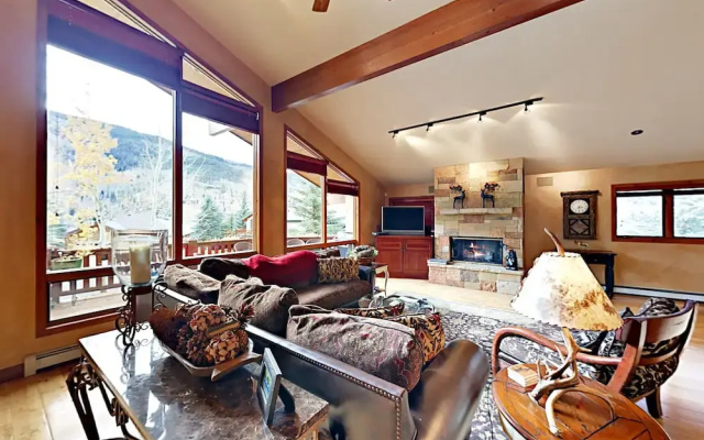 photo 4 of 1874A Glacier Court Chalet