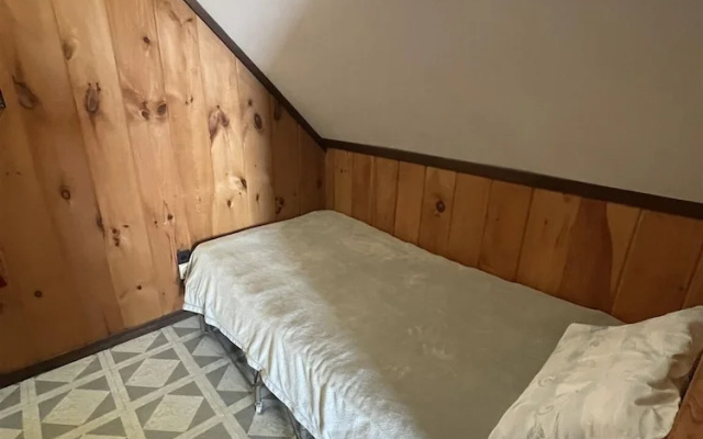 photo 4 of 1901 House Limit 10 4 Bedroom Cottage by RedAwning