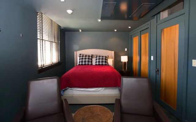 photo 4 of The Rieger Hotel