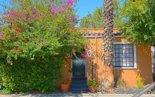 photo 3 of 1923 Art Deco Hollywood Bungalow by RedAwning