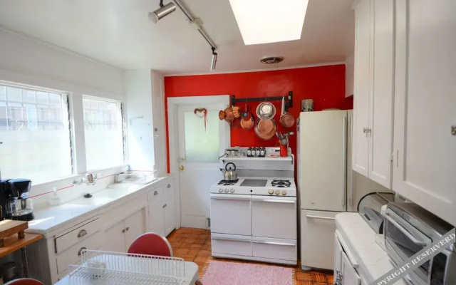 photo 5 of 1923 Art Deco Hollywood Bungalow by RedAwning