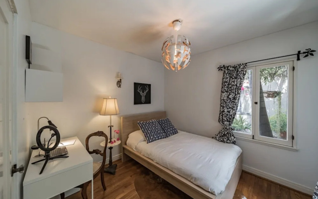 photo 2 of 1925 Spanish Villa Retreat Near Disneyland In Historic Park Santiago 3 Bedroom Home by Redawning
