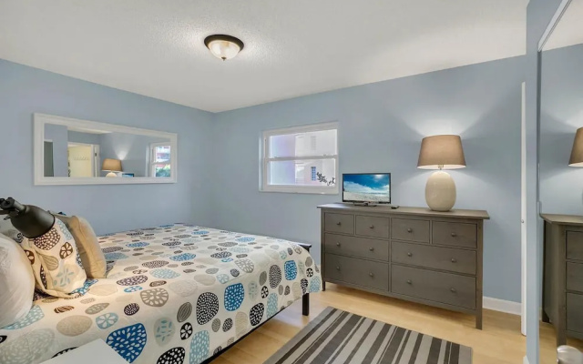 photo 4 of 19610 Gulf Blvd Condo Unit 109 2 Bedrooms 2 Bathrooms Condo