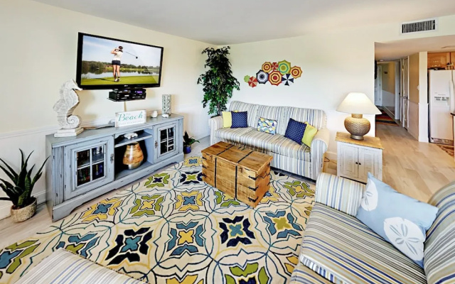 photo 2 of 19610 Gulf Blvd Condo Unit 203 2 Bedrooms 2 Bathrooms Condo