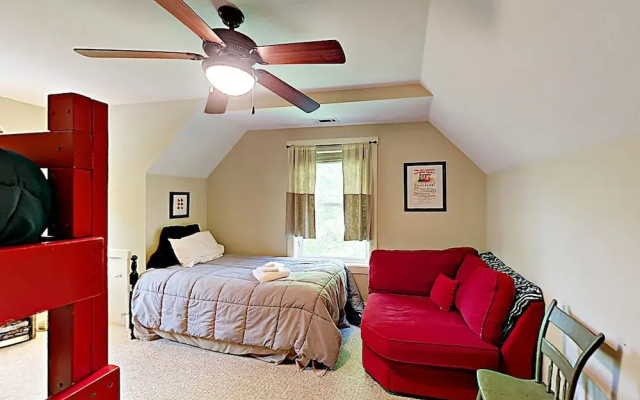 photo 2 of 199 Atkins Loop Home 5 Bedrooms 3.5 Bathrooms Home