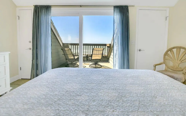 photo 5 of 19930 Gulf Blvd Townhouse Unit 4A 2 Bedrooms 2.5 Bathrooms Townhouse