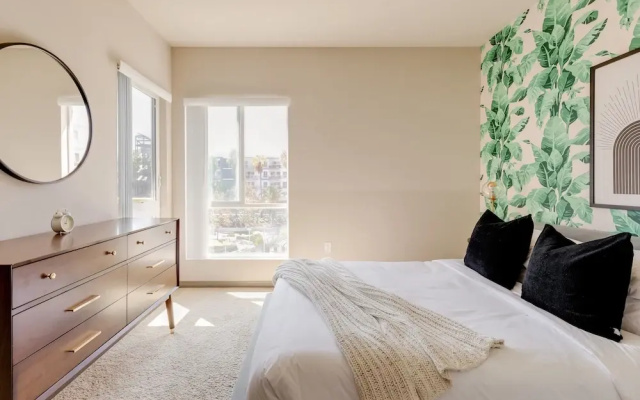 photo 4 of 1-Bdrm Getaway in Marina Del Rey (1310)