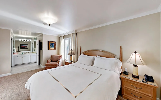 photo 5 of 1-Bedroom Condo Near Trails #SILV266C