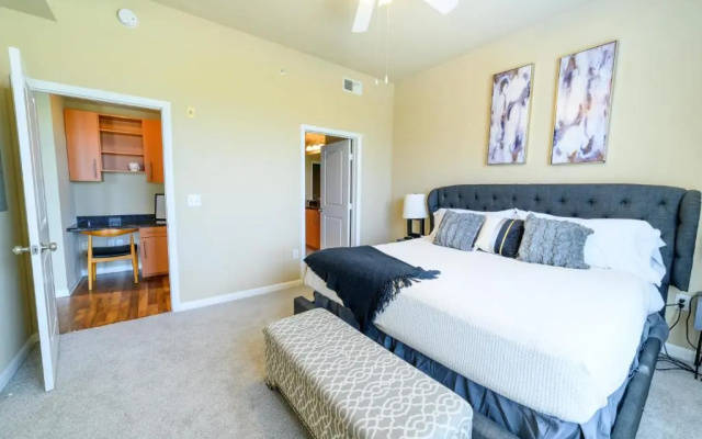photo 2 of 1BR Executive Suite With Pool, Gym & Fast Wi-Fi By ENVITAE