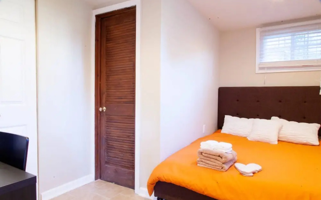 photo 3 of 1BR Oasis Near Takoma Metro Minutes to Capital