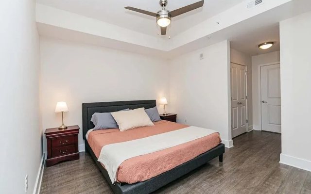 photo 2 of 1br Uptown Charlotte Furnished Apartments 1 Bedroom Apts by RedAwning