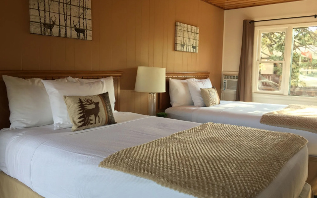 photo 5 of Estes Mountain Inn