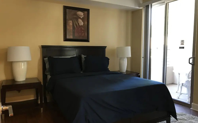 photo 2 of 2 Bed 2 Bath in Studio City
