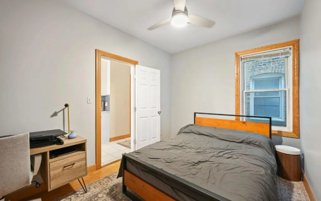 photo 4 of 2 Bed Apt w/ Office, Free Parking, Near Wrigley