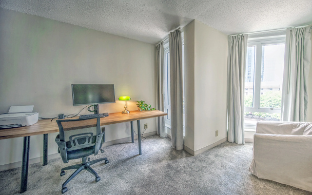 photo 5 of 2 Bed with Work From Anywhere Office & Fast Wifi!