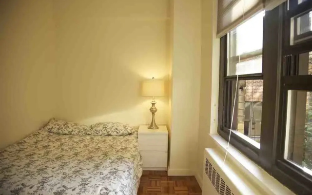 photo 5 of 2 Bedroom Apt on 12 street Best Location