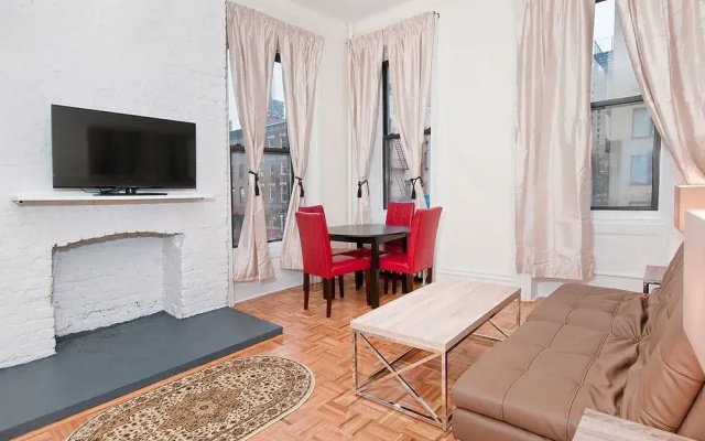 photo 4 of 3- 2 Bedroom Apt On 28 Street Best Location