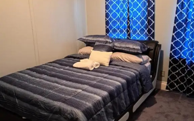 photo 5 of 2 bedroom home near Downtown LA