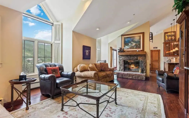 photo 2 of 2 Bedroom Luxury Condo in Beaver Creek Village - Ski In/ski Out