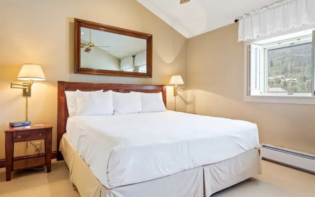 photo 5 of 2 Bedroom Luxury Condo in Beaver Creek Village - Ski In/ski Out