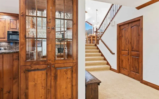 photo 4 of 2 Bedroom Residence in the Heart of Beaver Creek Village - Ski In, Ski Out