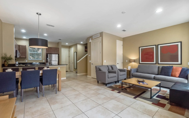 photo 3 of 2 Bedrooms / 2.5 Bathrooms / Regal Oaks (2618 CL), Kissimmee, US