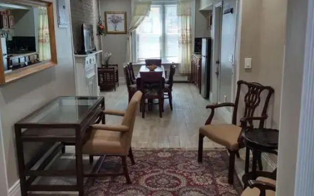 photo 2 of 2 Br Top Floor Apartment