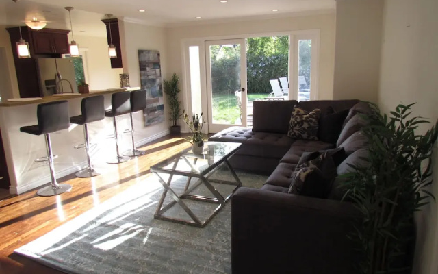 photo 4 of 2 Floors House with Pool and Huge Relax