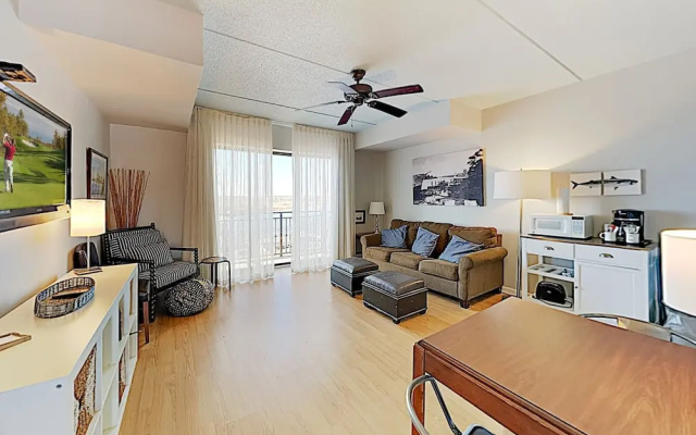 photo 2 of 2 Historic District S, River-views Balconies 2 Bedroom Condo