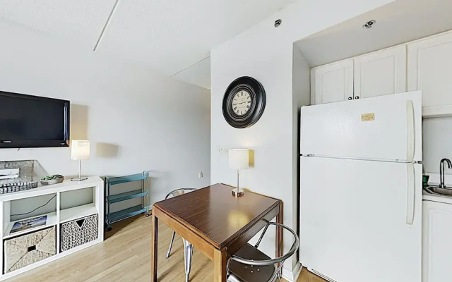 photo 5 of 2 Historic District S, River-views Balconies 2 Bedroom Condo
