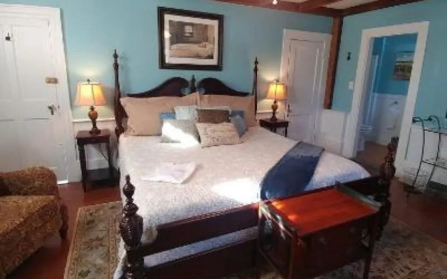 photo 5 of 2 River Road Inn and Cottages