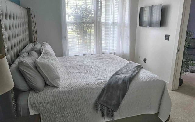 photo 3 of 2 Two King Bed Buckhead Condo