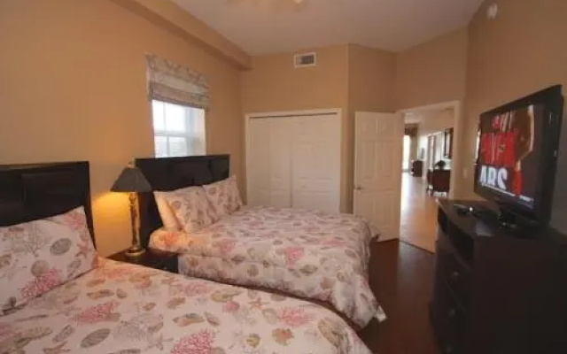 photo 4 of 200 Harborview Grande