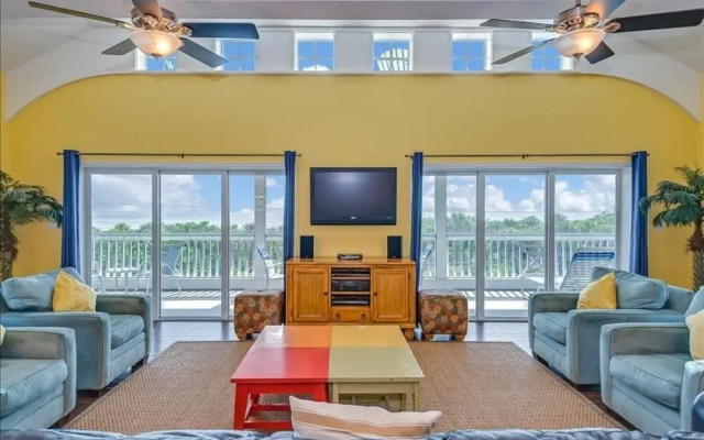 photo 2 of 200 Seabreeze Ct - 5Br Home
