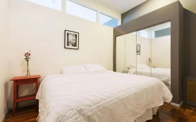 photo 4 of 2000 sq ft Luxury 4bd Union Square Apartment