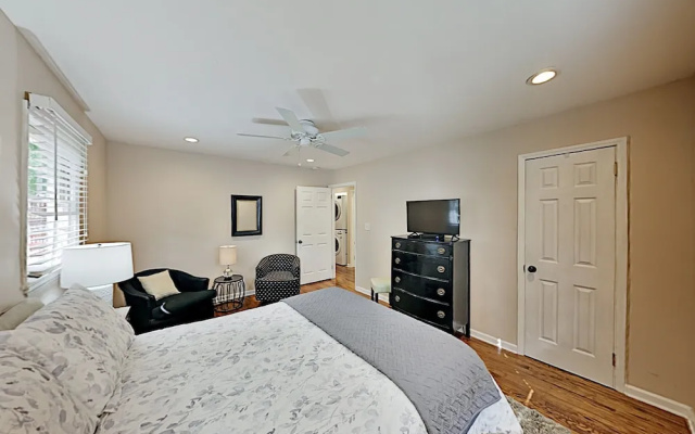 photo 4 of 200socoa 2 Bedroom Home