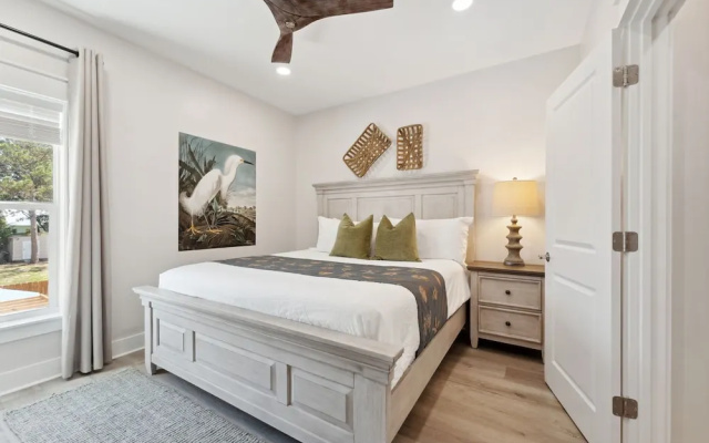 photo 4 of Grand Retreat II: 4br, 5ba, Sleeps 15. Private Pool. Your Perfect Escape!