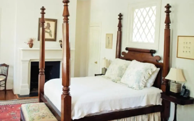 photo 5 of 21 East Battery Bed & Breakfast