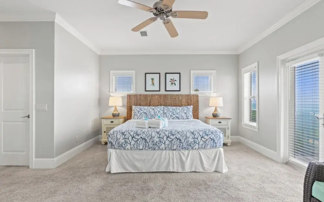 photo 5 of 2 Gulf View Balconies! 3 Story Townhome With 4 Bedrooms, 4 Bathrooms! Sleeps12