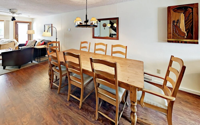 photo 4 of 2111 N Frontage Rd W Condo Unit A-2 3 Bedrooms 1.5 Bathroom Condo