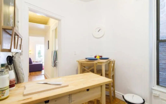 photo 4 of 211-3 Prime Union Square Large 1BR Great Value