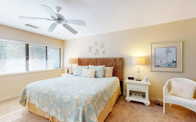photo 5 of 213 Turnberry Village