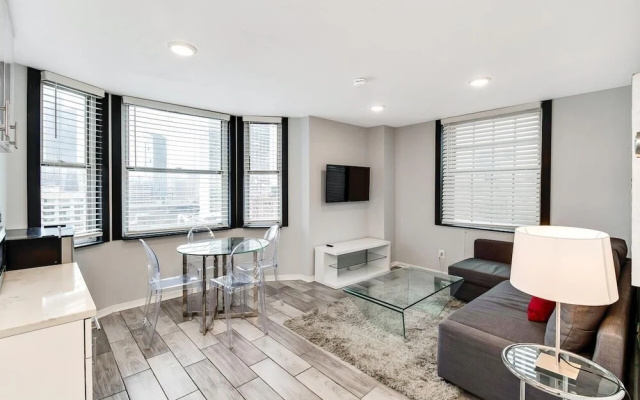 photo 5 of 2135 Walnut Street Enjoy Sunsets at 1BR Home at Rittenhouse Square